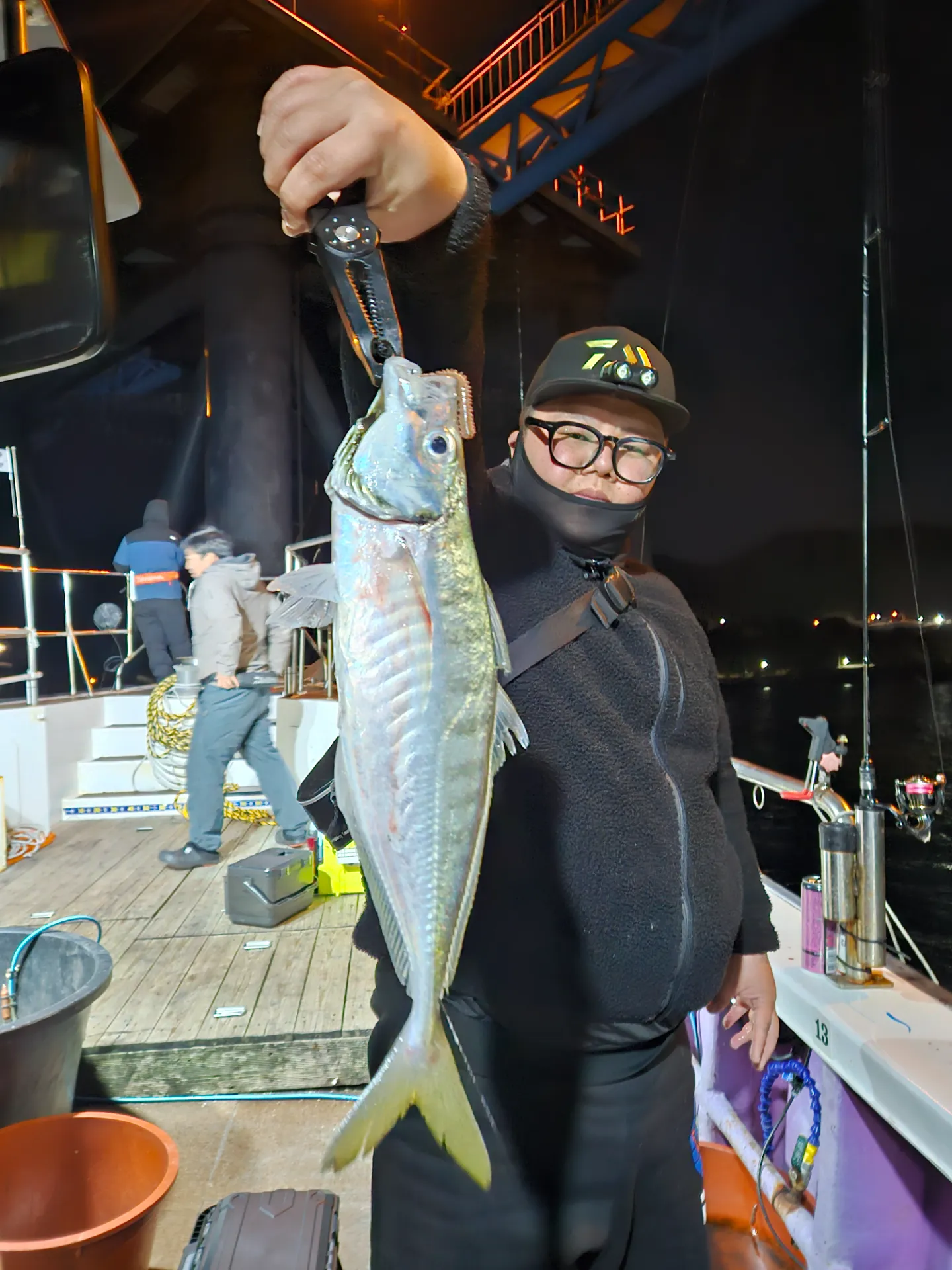 아지트피싱호 전갱이 조황